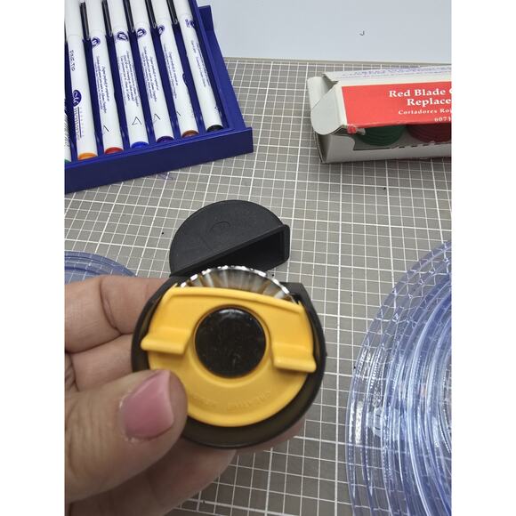 Creative Memories Custom Cutting System Templates Pen Set Blades - Picture 3 of 3